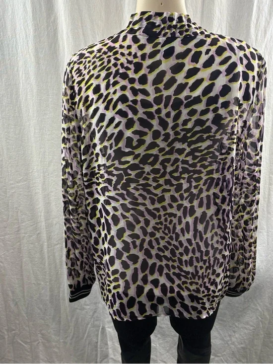 Marc Cain Sport Long-Sleeve Animal Print Drawcord Top in Lavender and Black S - Picture 6 of 14